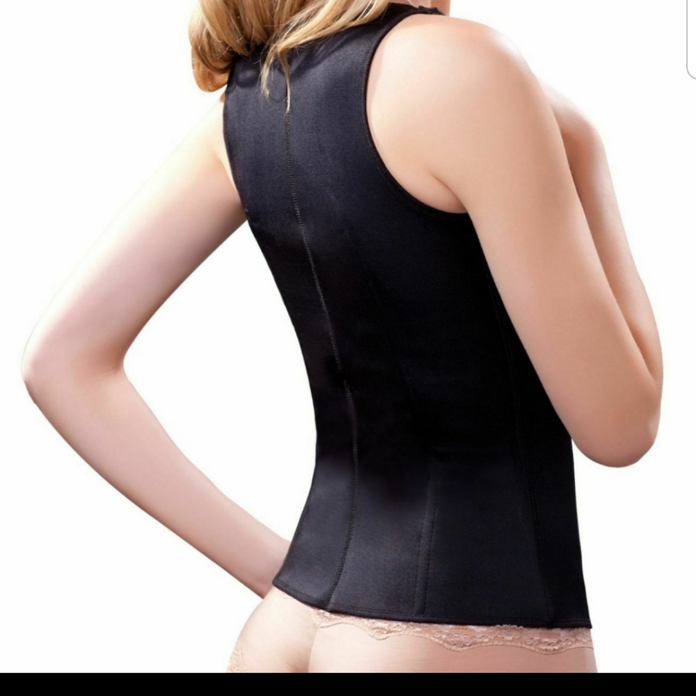 Just Bought It And It Doesn't Not Fit! Wish It Did - image 2